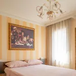 Bed and Breakfast Little House 4*